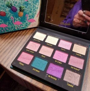 IBY Beauty Poolside palette